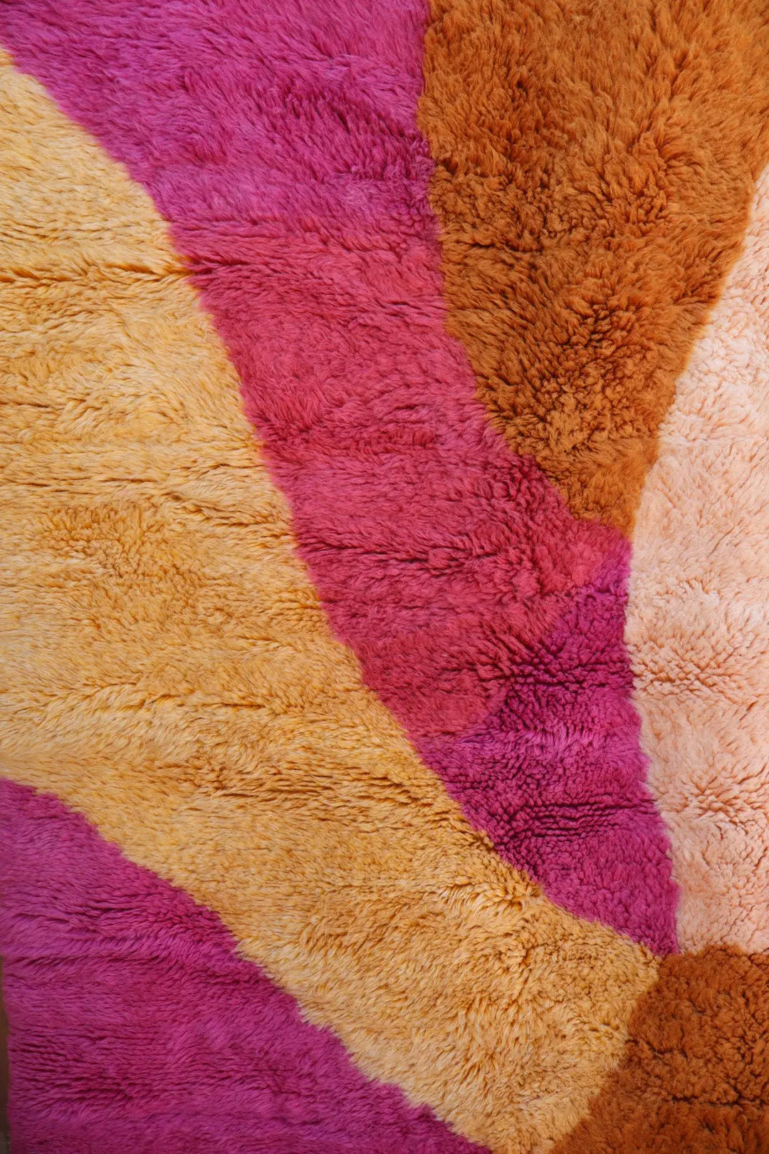 Tapis Berbère Mrirt « Sun Kissed » Les Dessins de Néda - 200 x 300 cm Néda