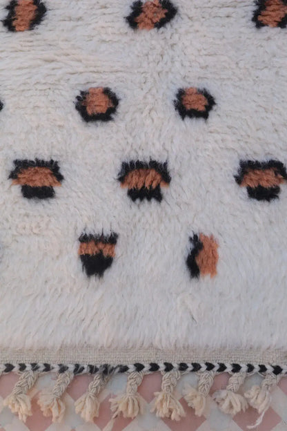 Alfombra bereber con motivos de leopardo Beni Ouarain Néda