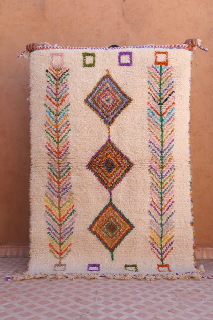 Tapis Berbère Azilal Blanc à Motifs Colorés Trame Multicolore- 170 x 118 cm Néda