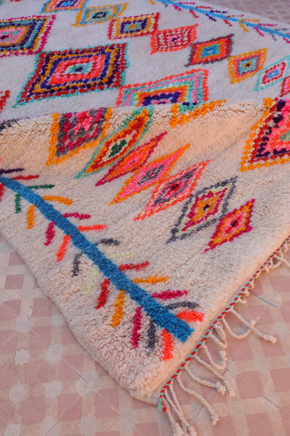 Tapis Berbère Azilal Colorés Motifs Multicolores et Fluo- 262 x 191 cm Néda