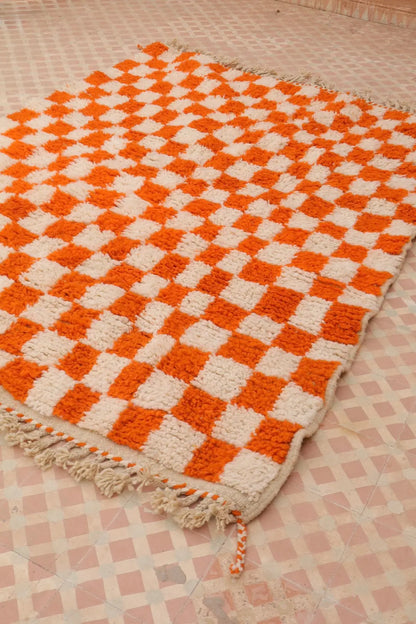 Tapis Berbère à Damiers Orange Béni Ouarain- 208 x 153 cm Néda