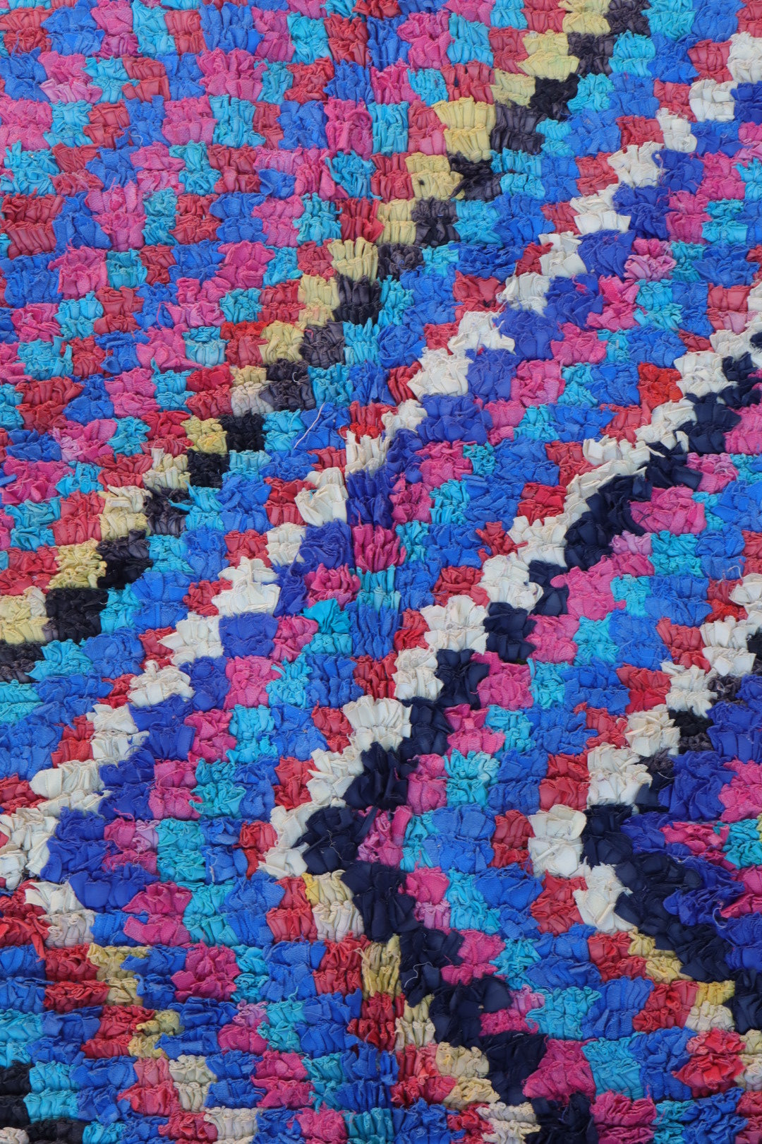 Tapis Berbère Boucherouite Bleu et Coloré - 231 x 160 cm