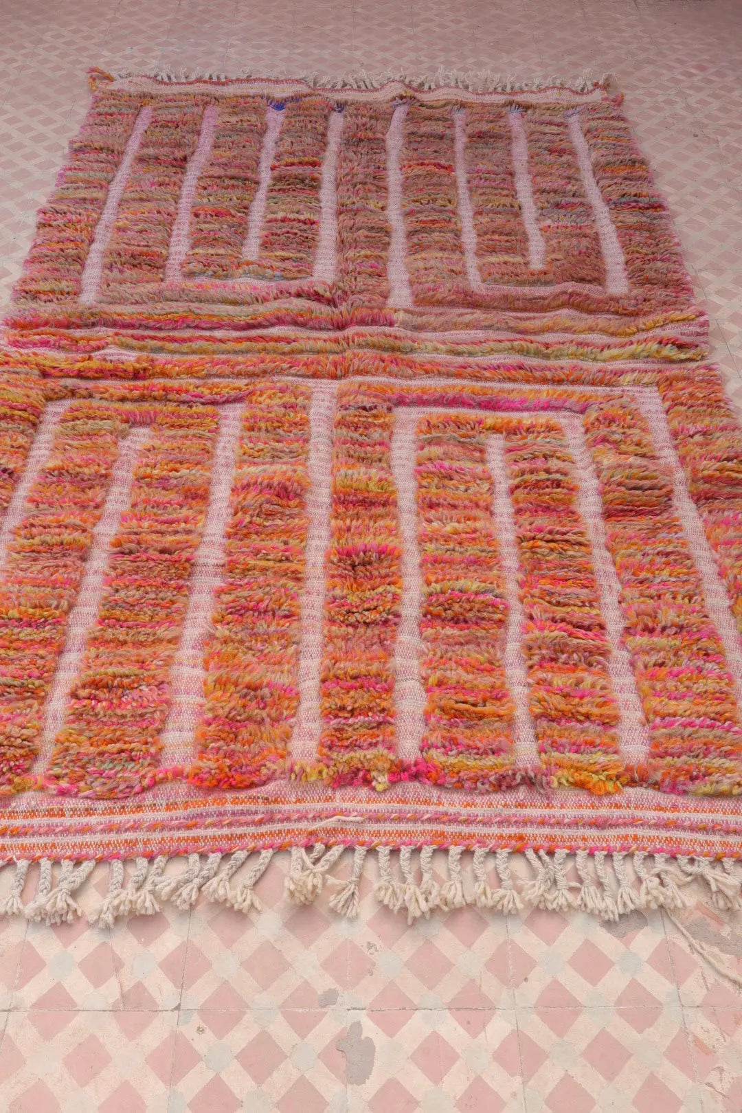 Tapis Berbère Rose Coloré Béni Ouarain- 233 x 151 cm Néda