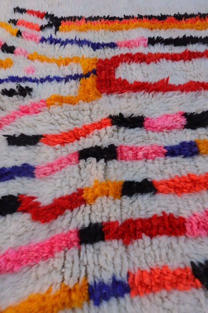 Tapis Berbère Azilal Blanc Motifs Colorés et Fluo- 236 x 153  cm Néda