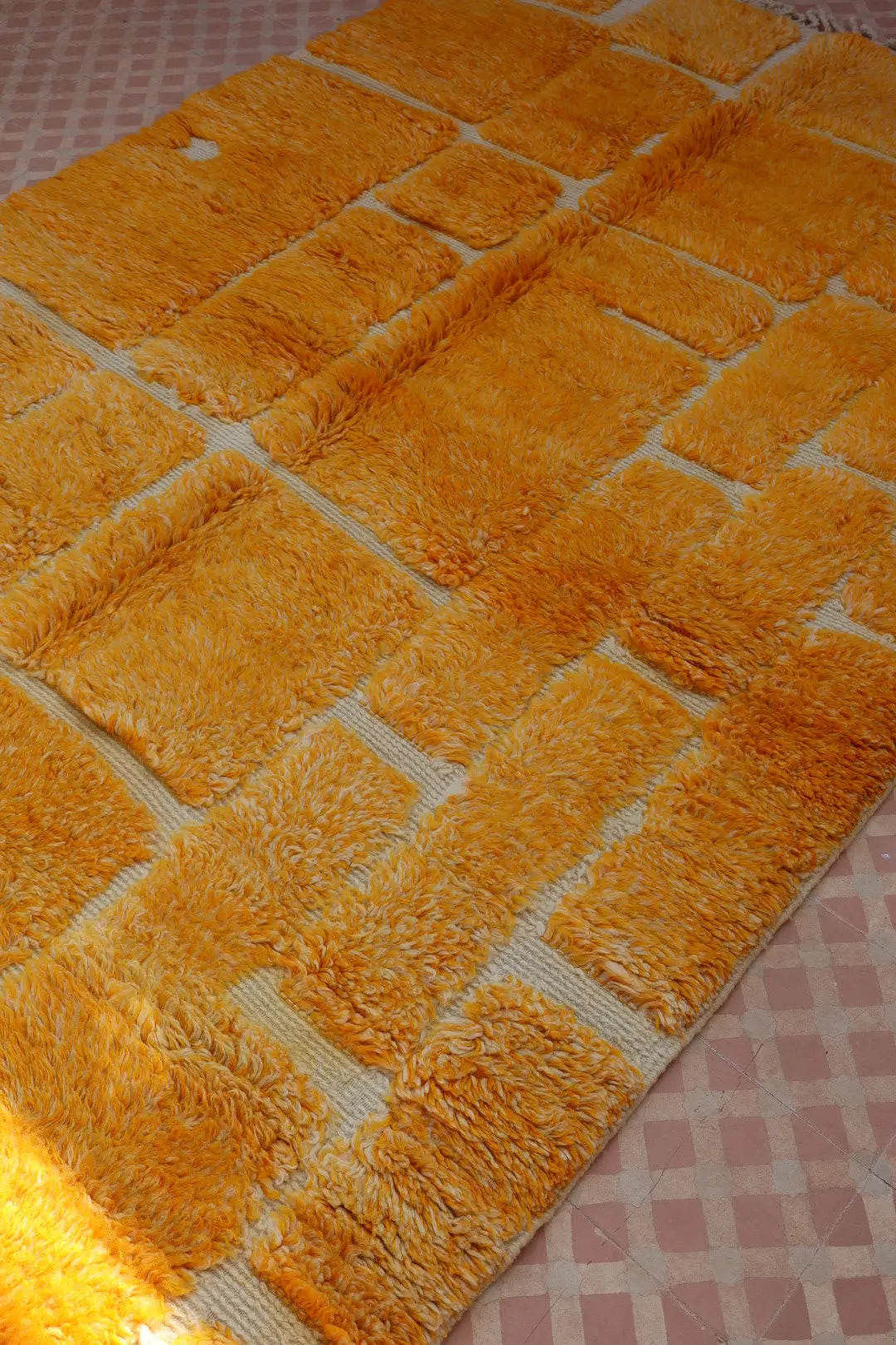 Tapis Berbère Mrirt Coloré Jaune d’Or - 287 x 178 cm Néda