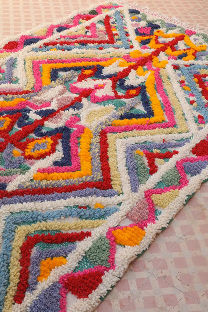 Tapis Berbère Coloré Azilal Trame et Motifs Verte-  240 x 152 cm Néda