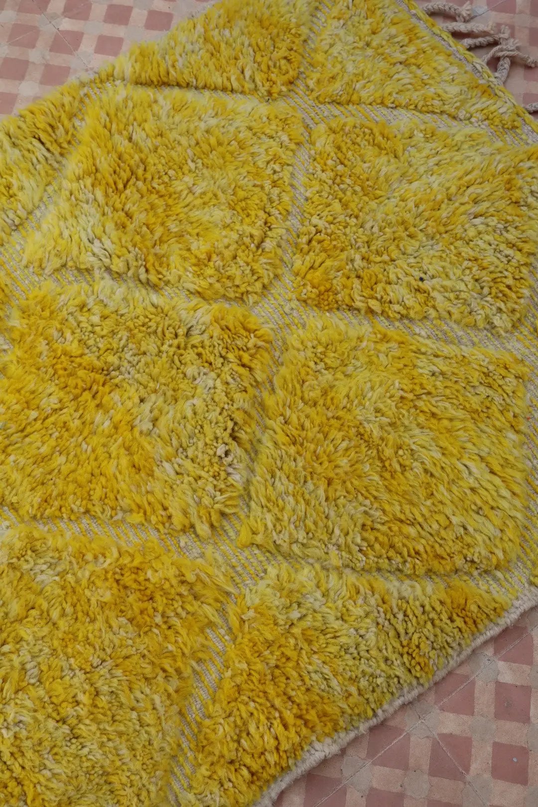 Tapis Berbère Jaune Béni Ouarain- 138 x 106 cm Néda