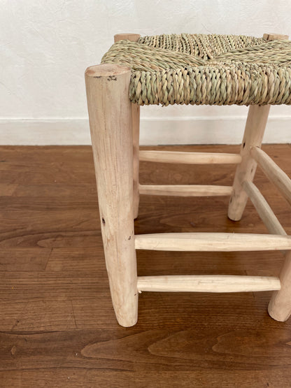 Tabouret marocain berbère en bois et osier